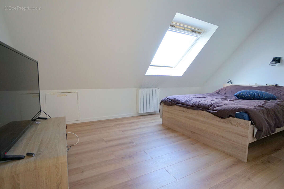 Maison à MEZIERES-SUR-SEINE