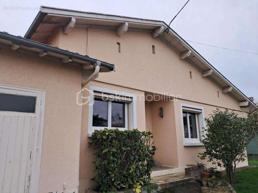 Jolie maison de ville - photo 2