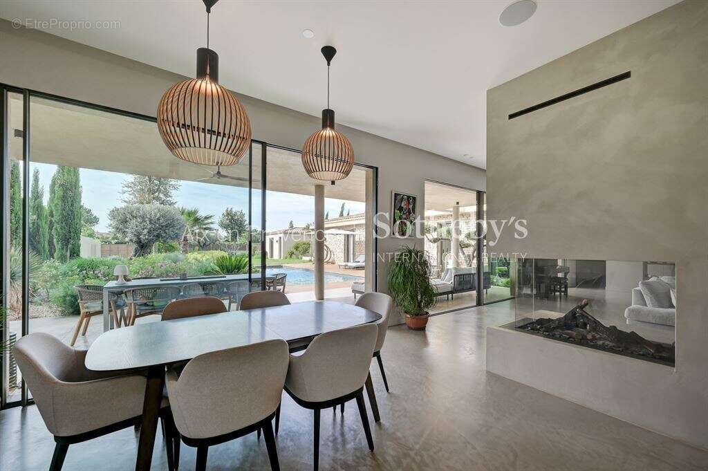 Maison à AIX-EN-PROVENCE