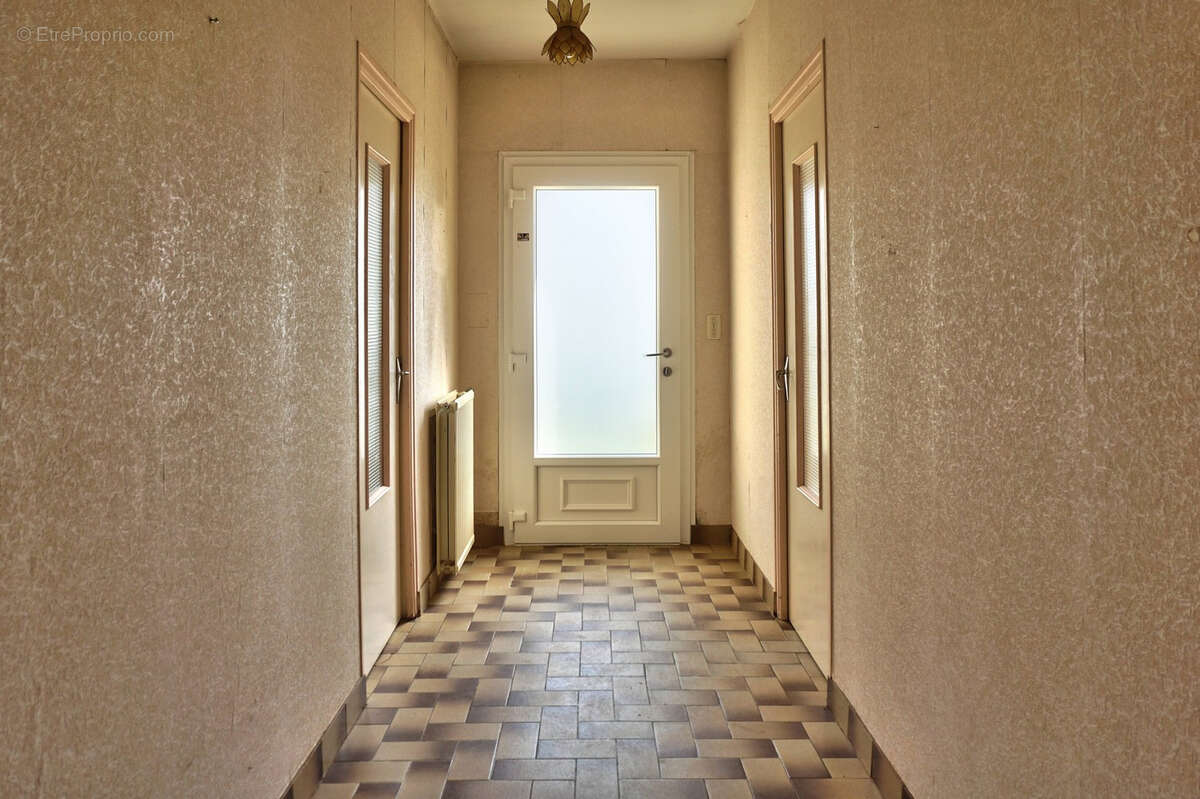 Maison à BELLE-ISLE-EN-TERRE