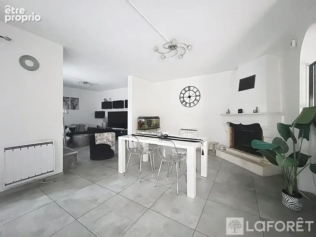 EXCLUSIVITE - Maison Orange 4 pièce(s) 111 m2 - photo 3