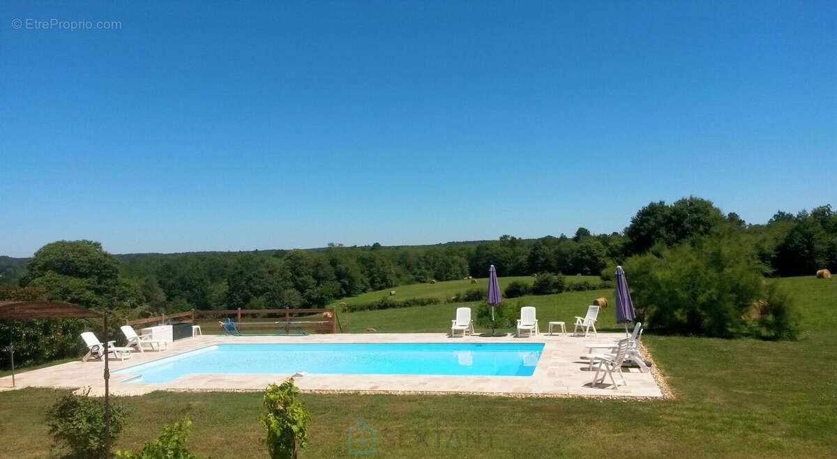 Proche Monpazier, propriété de caractère avec 3 habitations, dépendances et piscine sur 5,3 hectares de terrain - photo 3