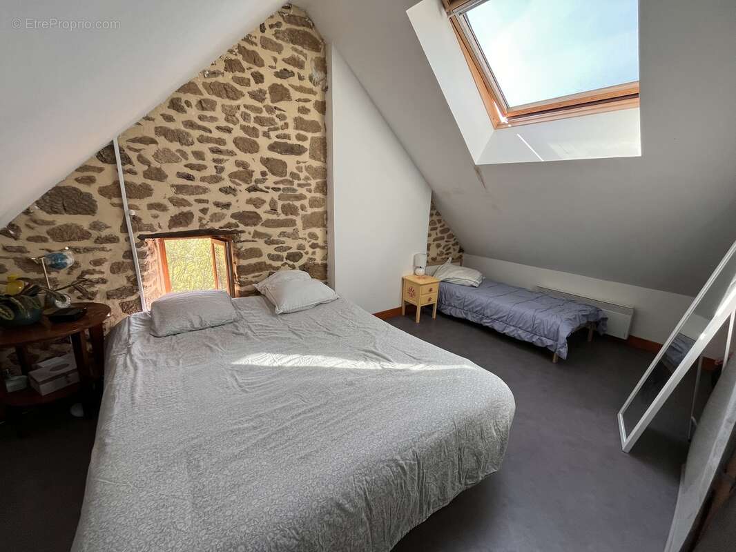 Maison à CHAMPNETERY