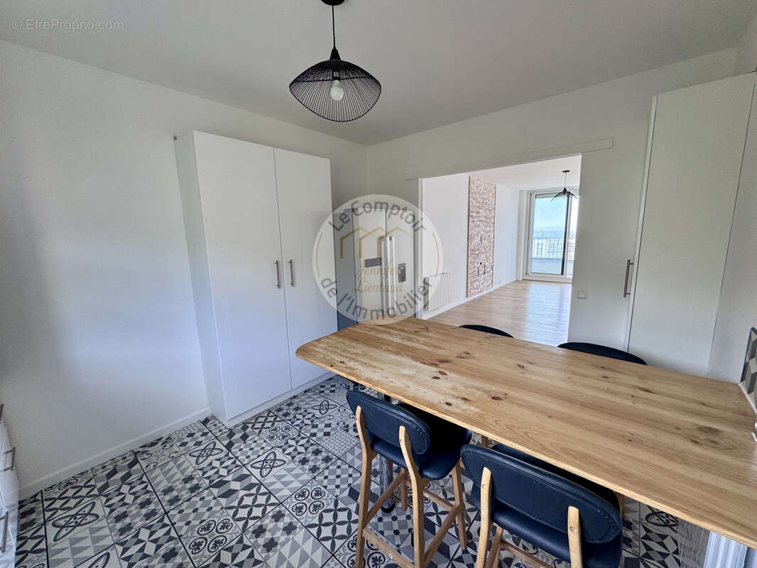 Appartement à MARSEILLE-9E