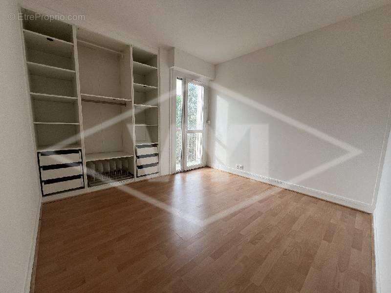 Appartement à BOUSSY-SAINT-ANTOINE