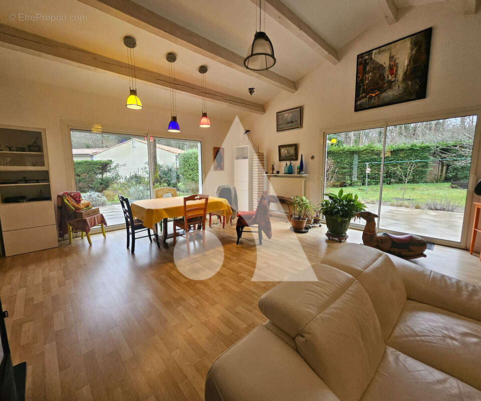 Maison à LA TREMBLADE
