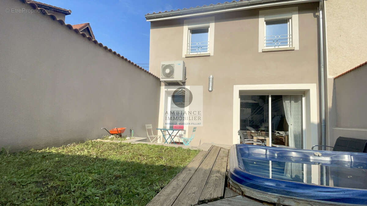 Maison à BOURG-DE-PEAGE