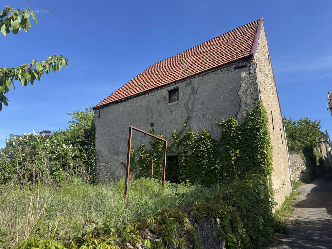 Maison à VARENNES-SUR-ALLIER