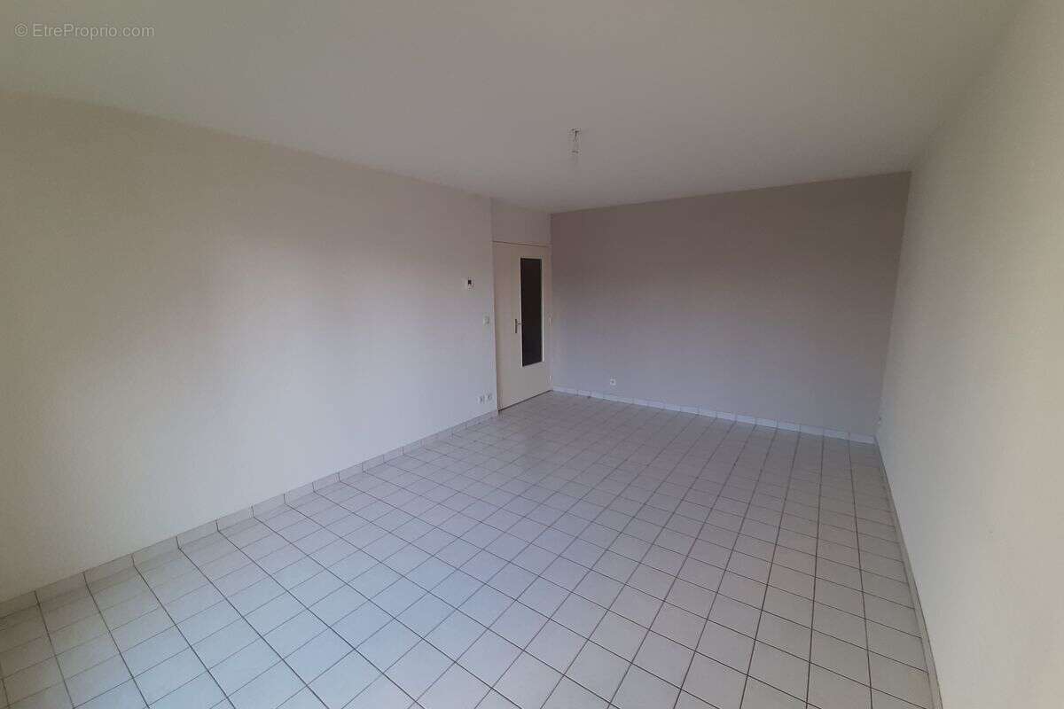 Maison à SOULAIRE-ET-BOURG