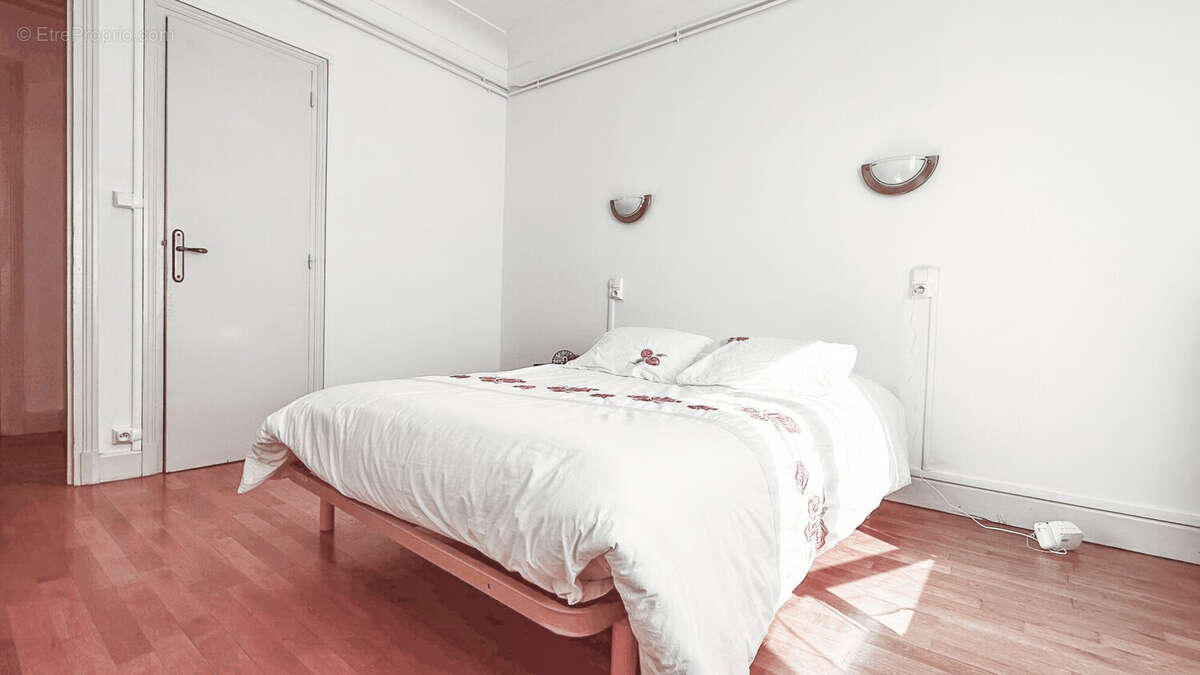 Appartement 107 m² à Vichy  - photo 9