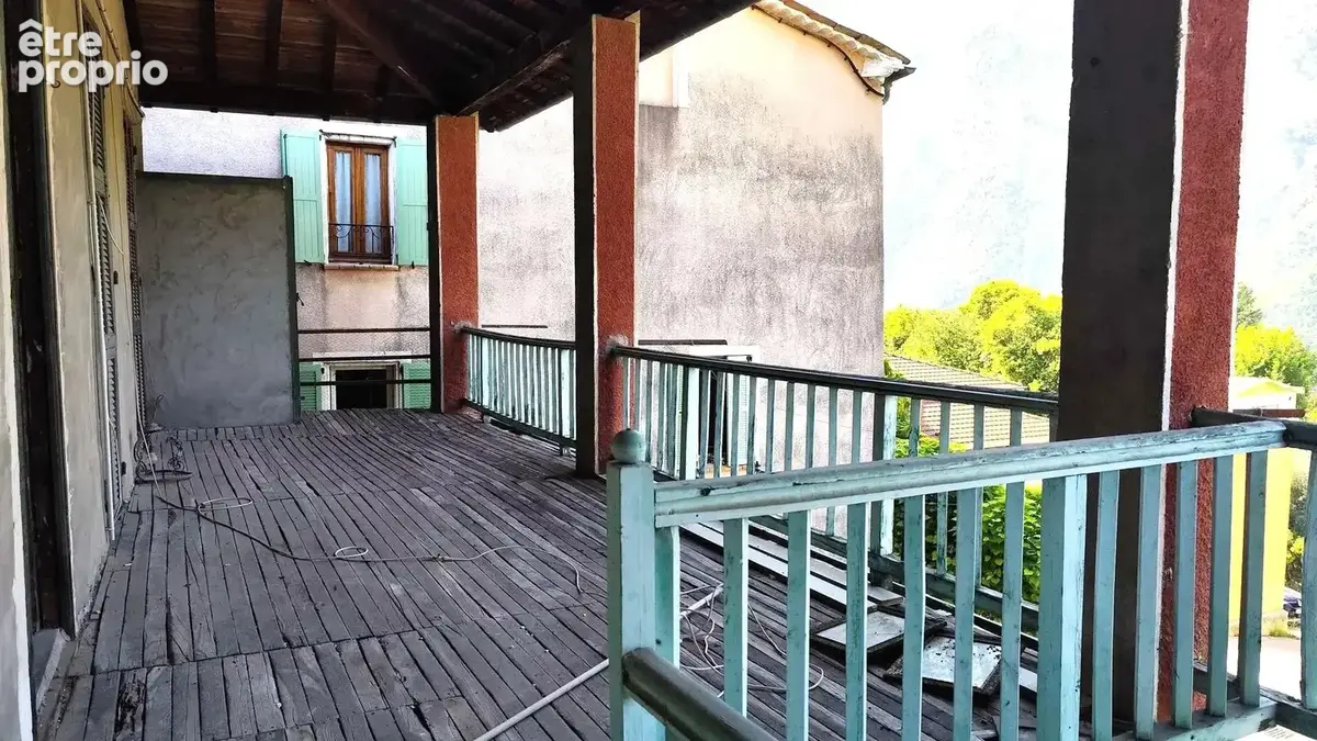 Maison 400 m² - Dépendance - Jardin - photo 5
