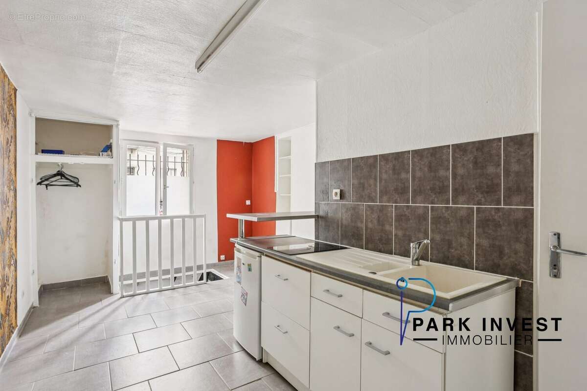 Appartement à CHARENTON-LE-PONT
