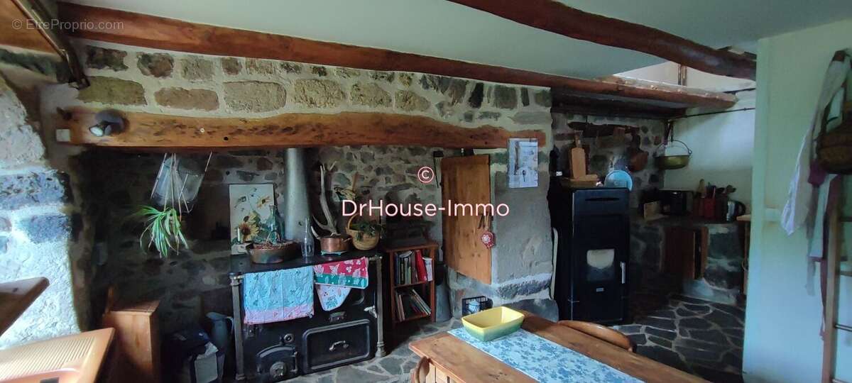 Maison 142 m² à Siaugues-Sainte-Marie  - photo 8