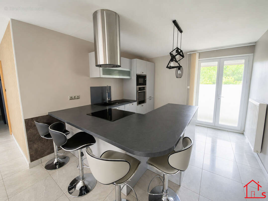 Maison individuelle - BELLEVILLE - photo 4