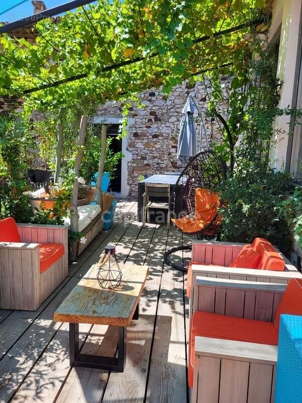 POUZILHAC (30) Maison de village à vendre 9 pièces avec petite piscine, jardin - photo 11
