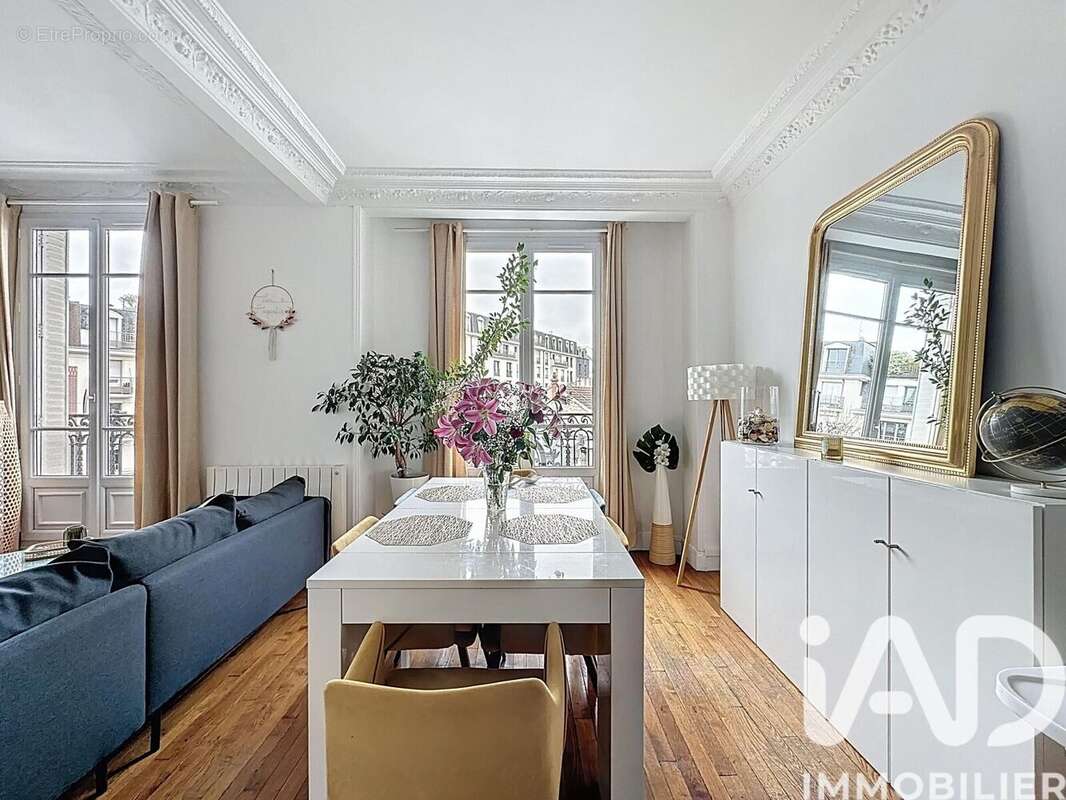 Photo 4 - Appartement à LA GARENNE-COLOMBES