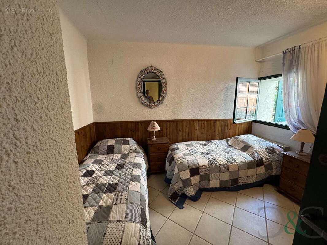 Maison à BORMES-LES-MIMOSAS