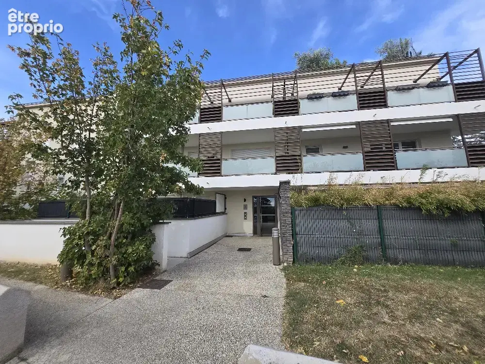 Appartement T3 en rez-de-jardon de 66.61 m2 hab. 69630 CHAPONOST - photo 4