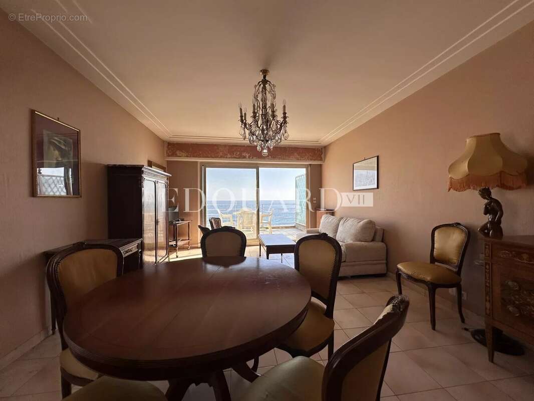 Appartement à MENTON