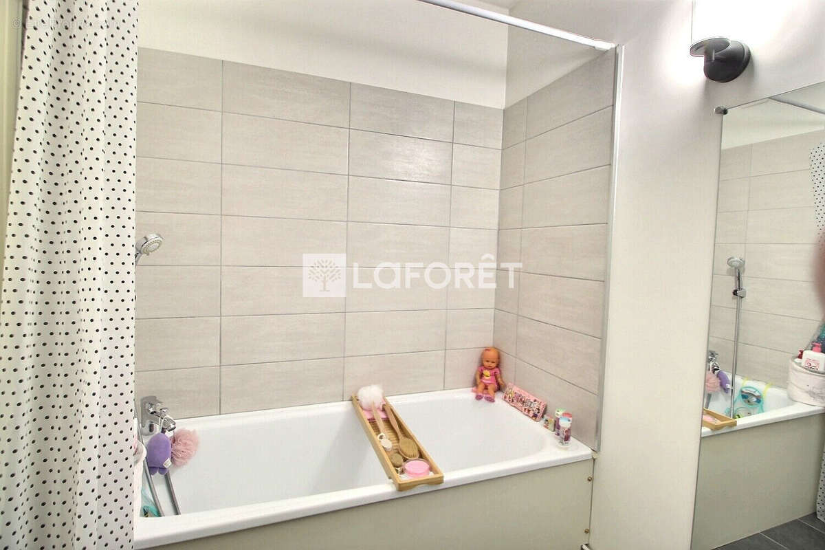 Appartement Gennevilliers 4 pièce(s) 83 m2 - photo 11