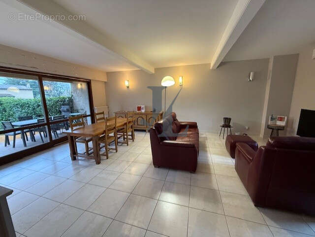 Maison à PORTES-LES-VALENCE