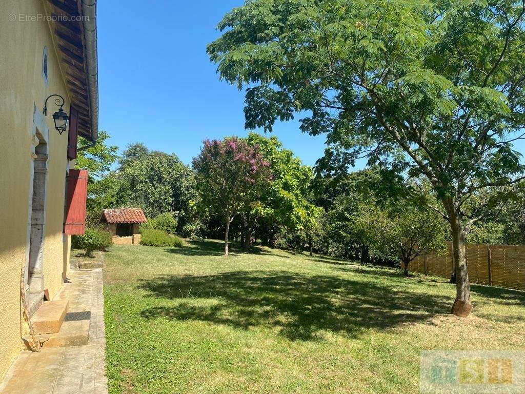 Maison à CAZARIL-TAMBOURES