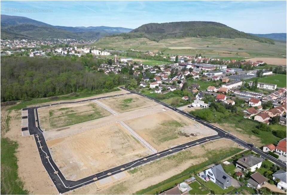 Terrain à ISSENHEIM