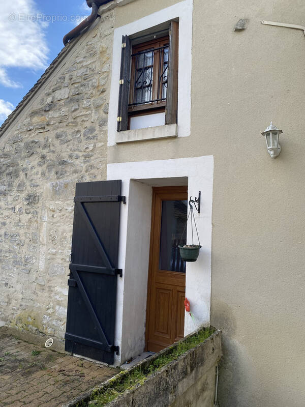 Maison à TRUCY-SUR-YONNE