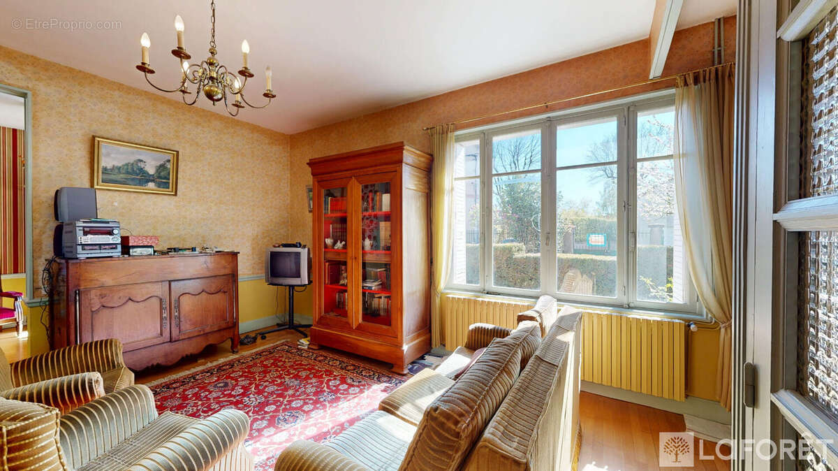 Maison à YZEURE