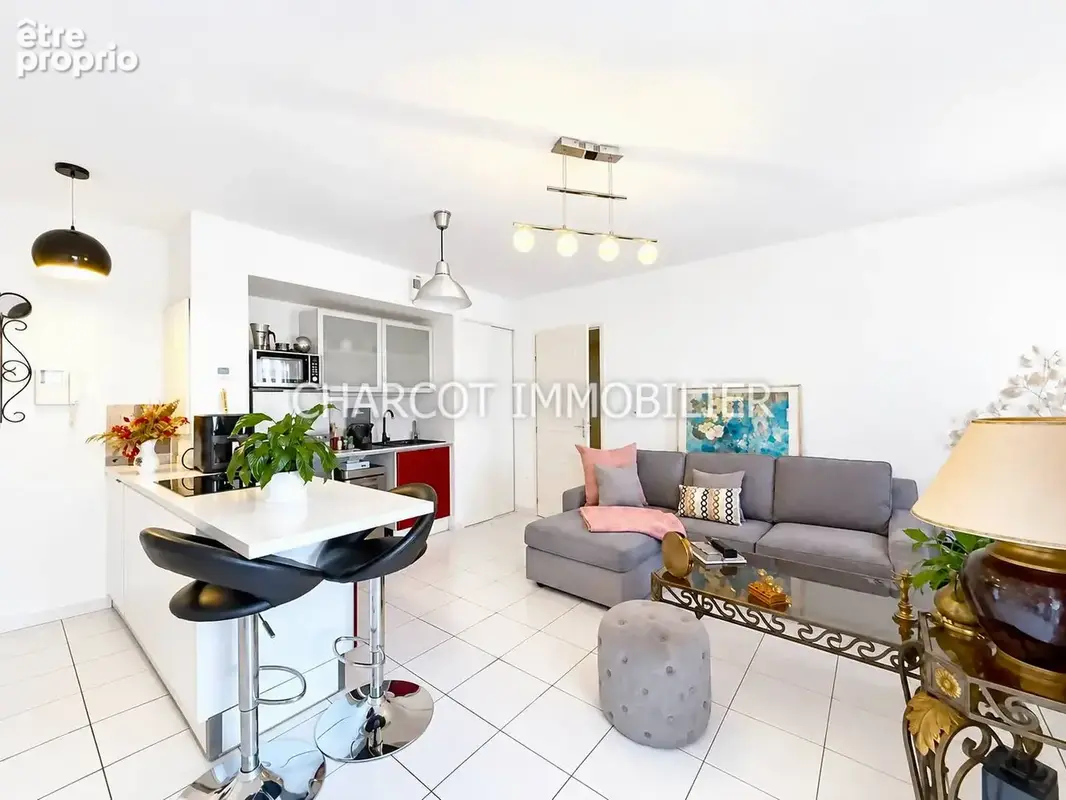 Appartement à SAINTE-FOY-LES-LYON