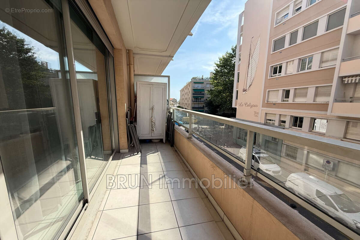 Appartement 60 m² à Antibes  - photo 5