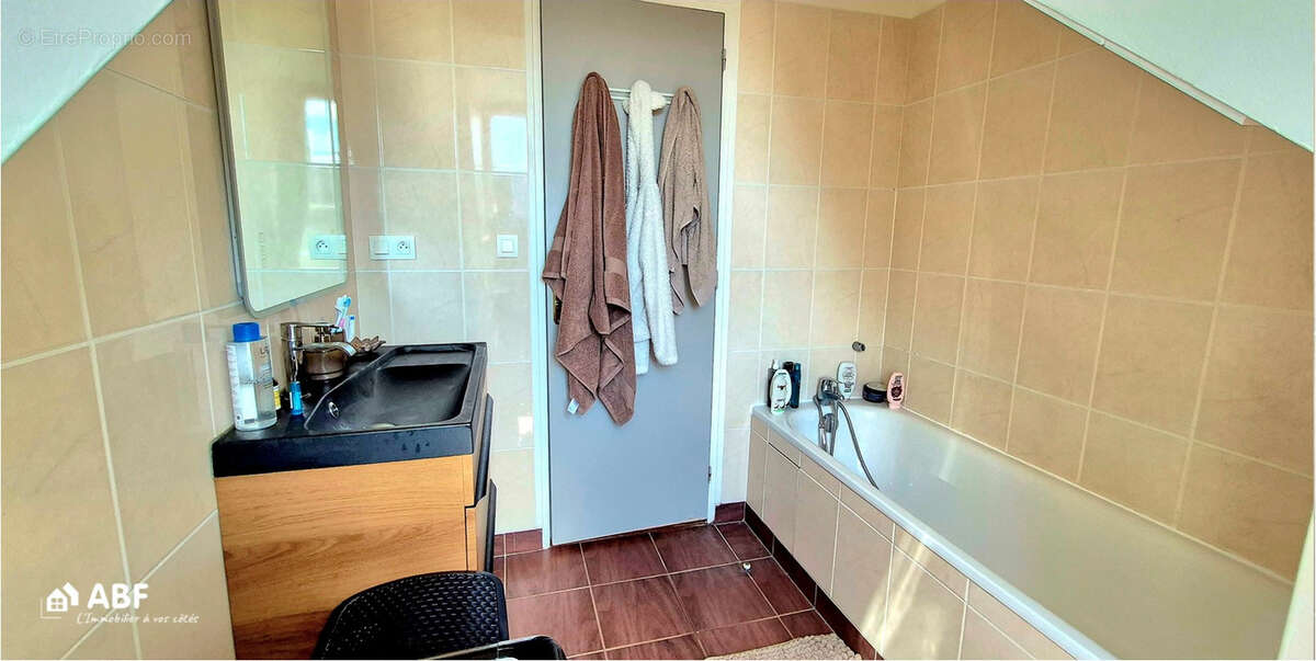 Dieppe couvent des capucins - apparement f2 de 63.89m2 carrez / aucuns travaux a prevoir - photo 16