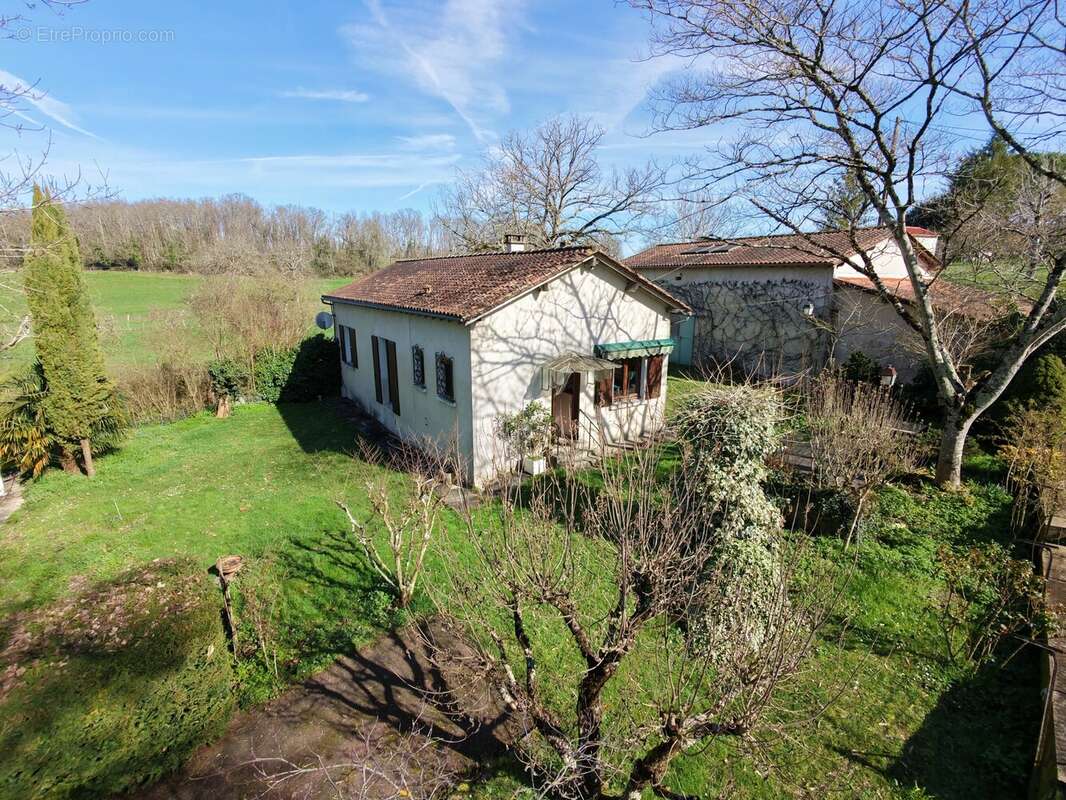 Maison à SAINT-PRIVAT-DES-PRES