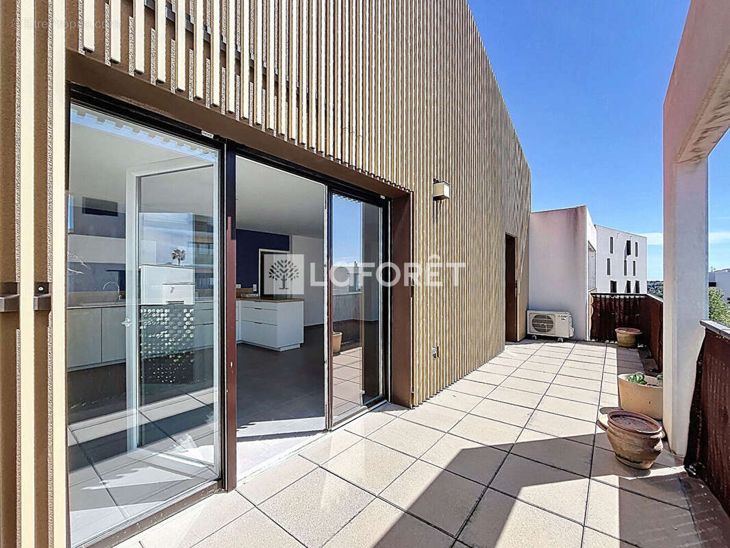 Appartement à SAINT-JEAN-DE-VEDAS