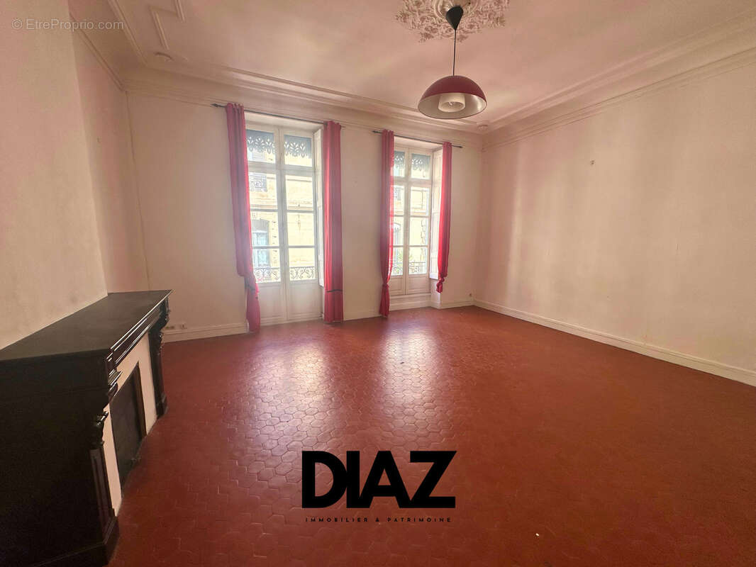 Appartement à NIMES