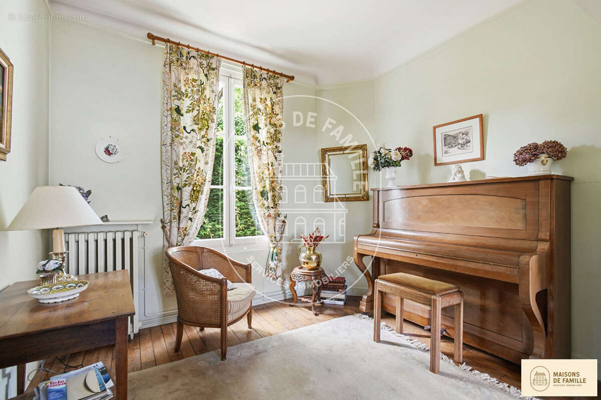 Gala - Maison à vendre à Bougival - photo 12