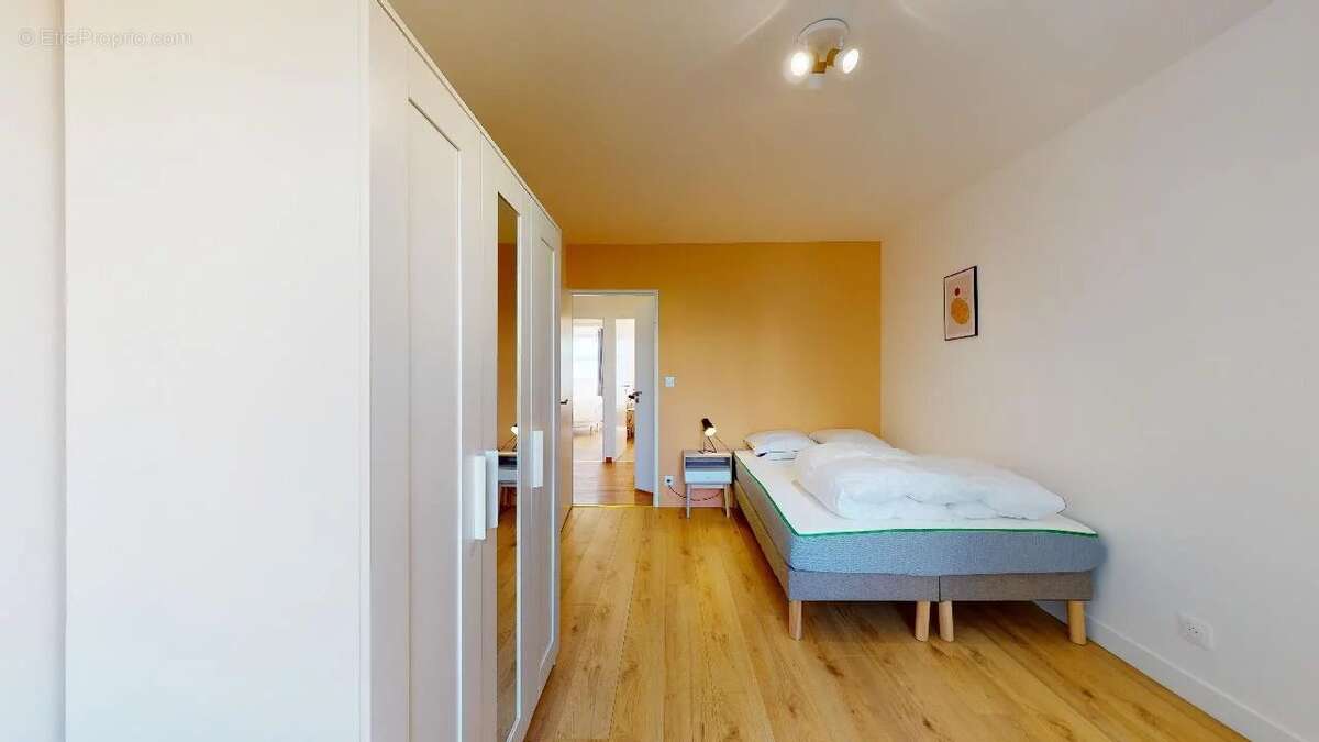 Appartement à CLICHY
