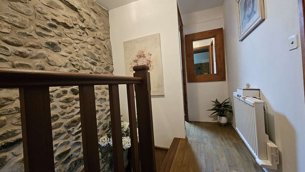 Maison à SAINT-GENIEZ-D'OLT