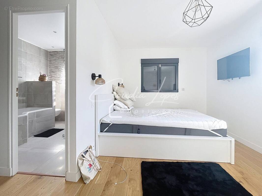 Photo 1 - Maison à SANNOIS