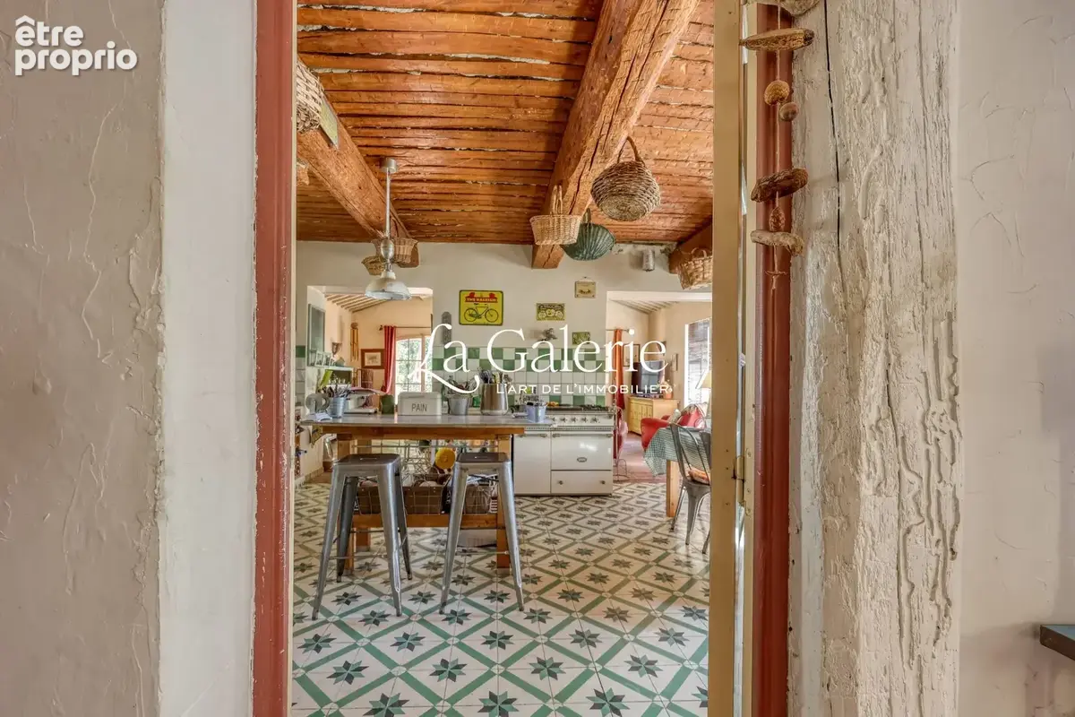 Maison 7 pièces 226 m² à vendre à Hyeres (83400) - photo 5