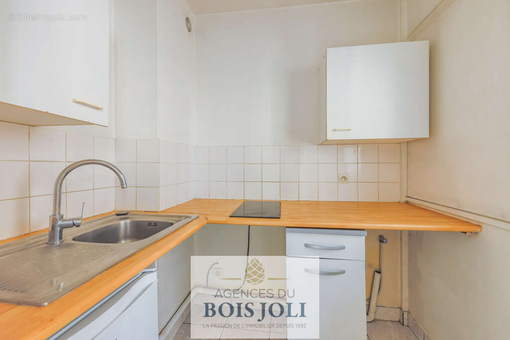 Appartement à COURBEVOIE