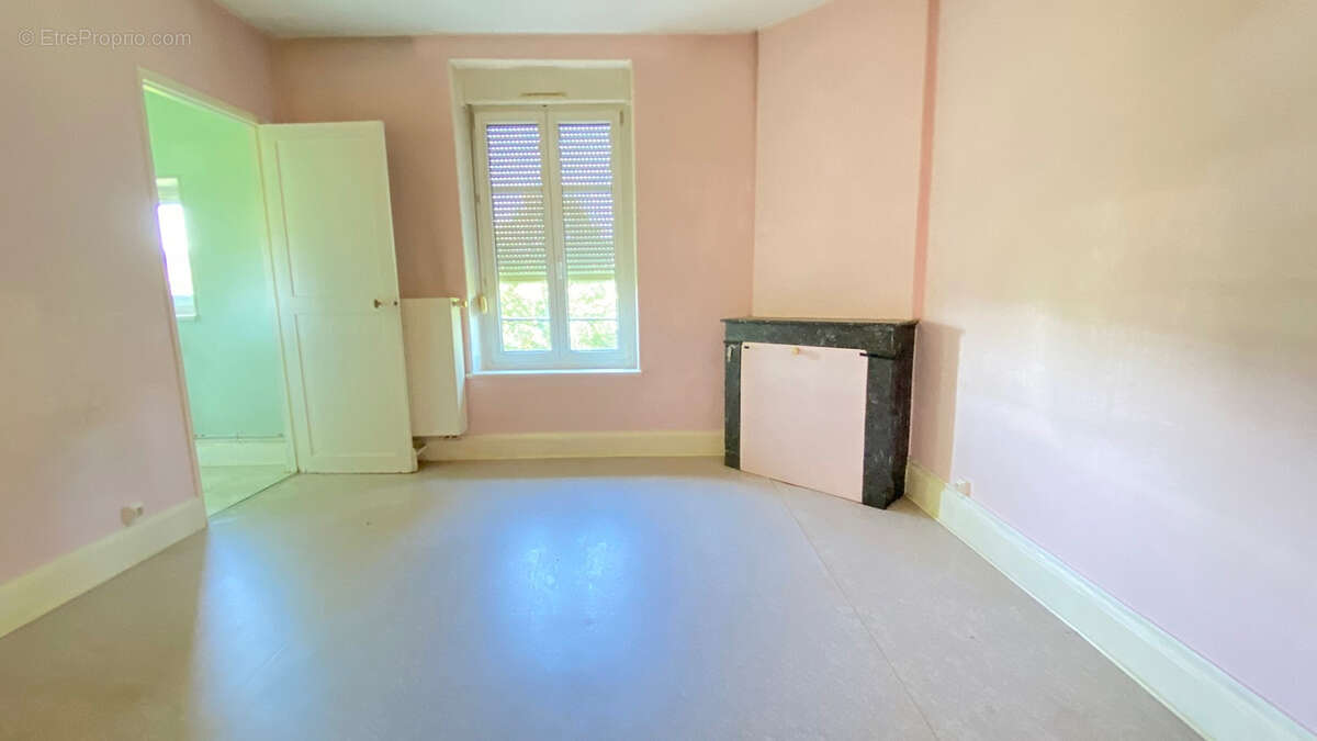 Maison à BOUXIERES-AUX-DAMES