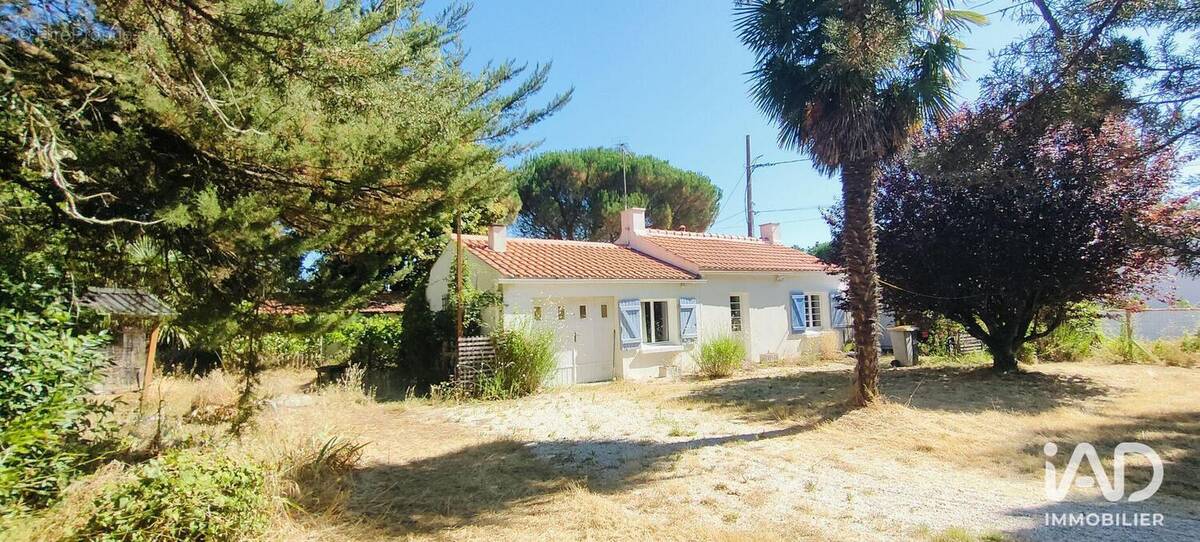 Photo 1 - Maison à SAINT-URBAIN