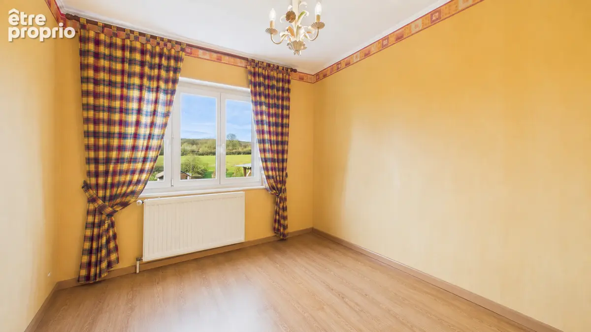 Pavillon 8 pièces - Courcelles Chaussy - 160 m2 - 5 chambres - véranda - photo 8