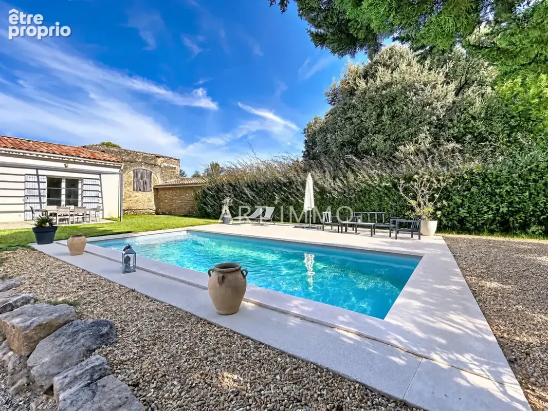 Photo Maison à Maubec au prix de 490 000€
