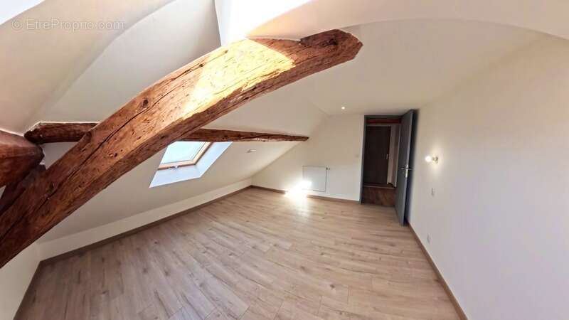 Appartement à SALINS-LES-THERMES