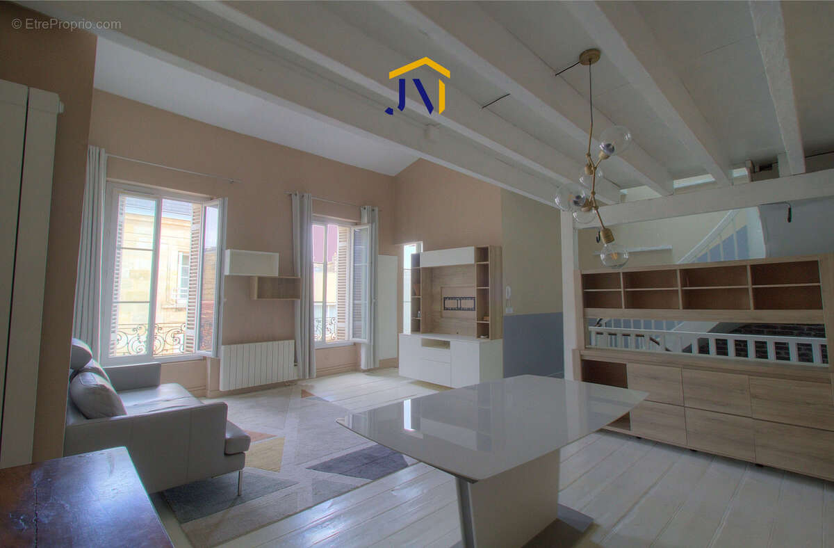 Appartement à BORDEAUX