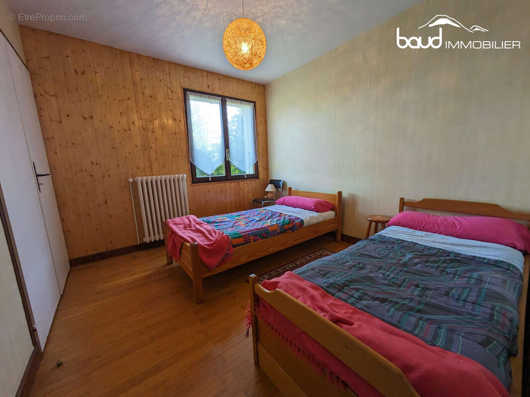 chambre 2eme étage - Maison à VILLARD-DE-LANS