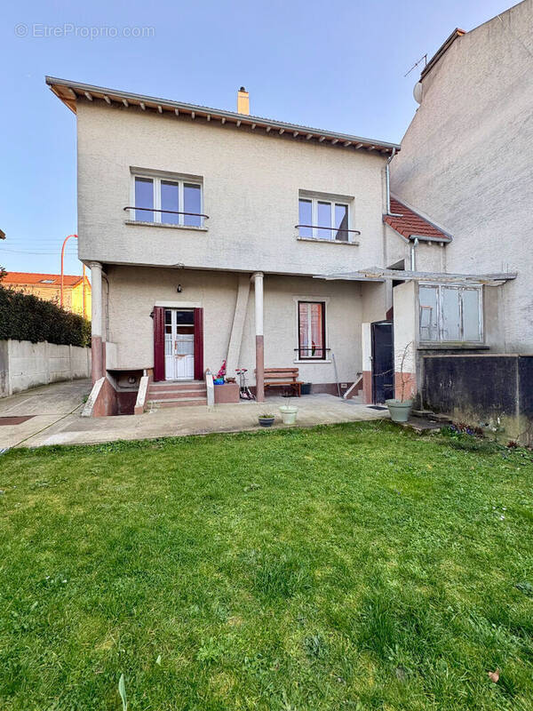 Maison à BEZONS