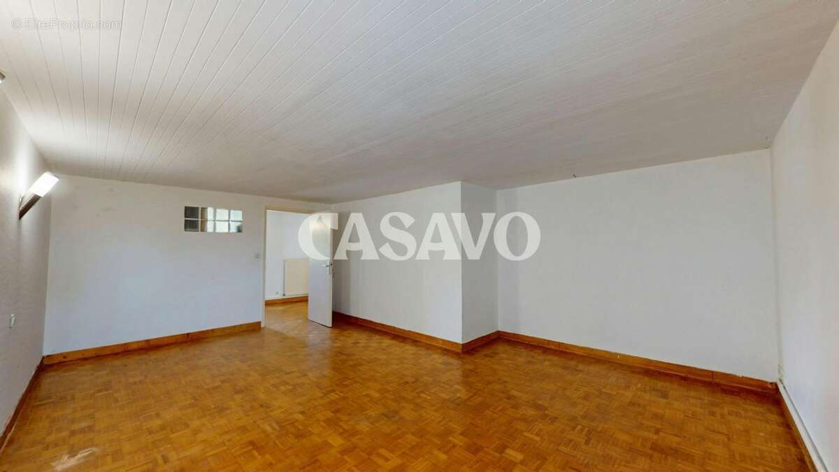 Vente Maison 6 pièces de 237m² - 31560 Nailloux - photo 9